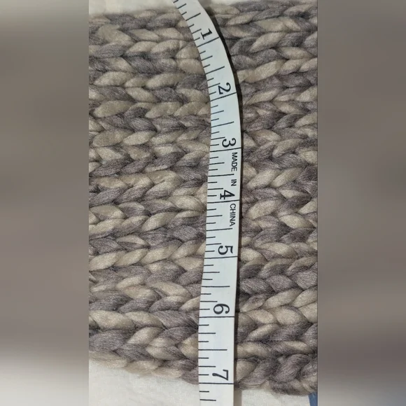 Universal Thread Chunky Knit Scarf in Brown and Tan - Picture 3 of 5